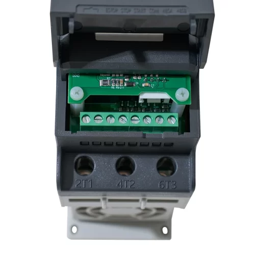 NR1000-5.5-22kW Built-in Bypass Soft Starter 8 NR1000-5.5-22kW Built-in Bypass Soft Starter 8